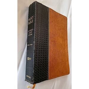 2002 Holy Bible Scofield study system NKJV red letter indexed basketweave leathr
